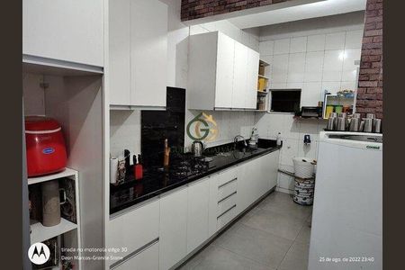 8_photo/94dcfbda47.e6f02a1e96aef2b1-ATLAS-17bb4807-b985-468b-bc62-821f65262ee7.jpg de casa à venda com 2 quartos, 286m² em Ganchinho, Curitiba