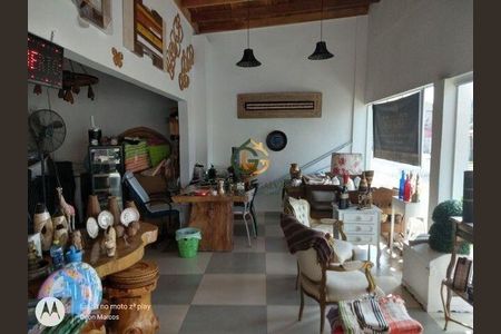 13_photo/94dcfbda47.e6f02a1e96aef2b1-ATLAS-b112ca21-e04f-4952-8d47-782ae91f1a3e.jpg de casa à venda com 2 quartos, 286m² em Ganchinho, Curitiba