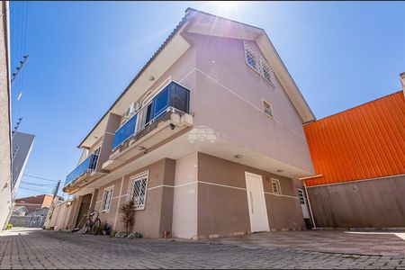 3_photo/94dcfbda6b.c833de10f3cb7f8b-ATLAS-1d96aa1d-21f1-407b-8be0-0360329c9109.jpg de casa à venda com 3 quartos, 108m² em Sítio Cercado, Curitiba