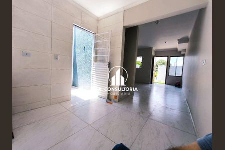 10_photo/94dcfbdaf9.3dc564ee5581aa67-ATLAS-65f5edff-5ee6-49bd-b39a-1402e7ce5c86.jpg de casa à venda com 2 quartos, 64m² em Sítio Cercado, Curitiba