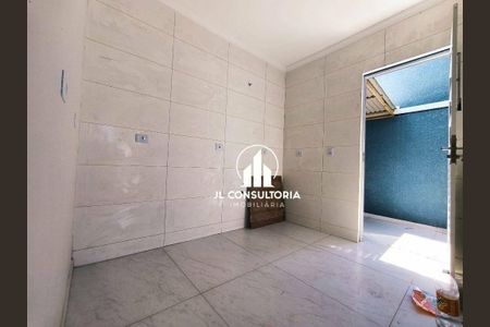7_photo/94dcfbdaf9.3dc564ee5581aa67-ATLAS-b7cc09c2-358d-4378-a35e-f75c6cc28506.jpg de casa à venda com 2 quartos, 64m² em Sítio Cercado, Curitiba
