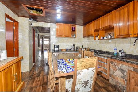 30_photo/94dcfbdb0f.15604e16f11eddfa-ATLAS-6e81c86f-db04-4910-8e9d-a7b24715813d.jpg de casa à venda com 4 quartos, 260m² em Sítio Cercado, Curitiba