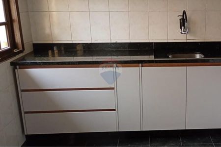 4_photo/94dcfbdb17.45f02ef6bff41bc6-ATLAS-b7e25f7d-f231-4e16-817b-a5f688a6d44a.jpg de casa à venda com 3 quartos, 145m² em Sítio Cercado, Curitiba