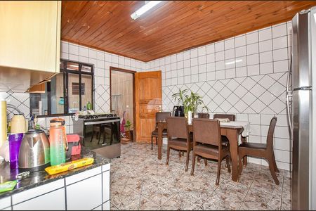 34_photo/94dcfbdbcf.1cf36469cc62d903-ATLAS-e6155405-df2c-4f91-b92a-bbc4c986c970.jpg de casa à venda com 5 quartos, 192m² em Sítio Cercado, Curitiba