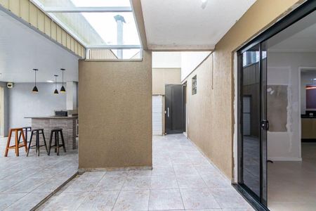 4_photo/94dcfbdcd3.826320bd9fe033a1-ATLAS-221f04cf-cdc1-4dd5-8dc5-fb72d0dc56f6.jpg de casa à venda com 3 quartos, 128m² em Sítio Cercado, Curitiba