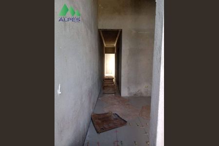 3_photo/94dcfbdecd.07fb07773285f6be-ATLAS-8e4ae248-b2c7-474f-a379-4d7e0d024b32.jpg de casa à venda com 2 quartos, 55m² em Ganchinho, Curitiba