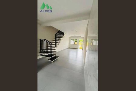 5_photo/94dcfbe401.b24f461dd044bca0-ATLAS-baa7b868-4514-4f1e-a1fe-a11ed25fe087.jpg de casa à venda com 2 quartos, 80m² em Umbará, Curitiba