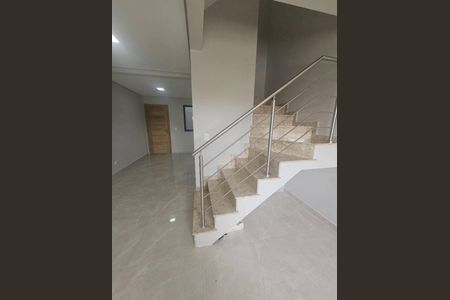 10_photo/94dcfbe467.7eff8eb64a26c51d-ATLAS-b3e18ffa-dd8b-4629-bead-756d2cca26d0.jpg de casa à venda com 3 quartos, 110m² em Umbará, Curitiba