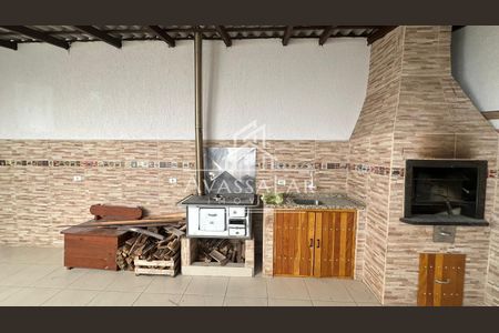 10_photo/94dcfbe475.ba97ac63d5ac1cb4-ATLAS-64440b88-b7f9-4b03-85ed-e914e9ad62e9.jpg de casa para alugar com 4 quartos, 140m² em Umbará, Curitiba