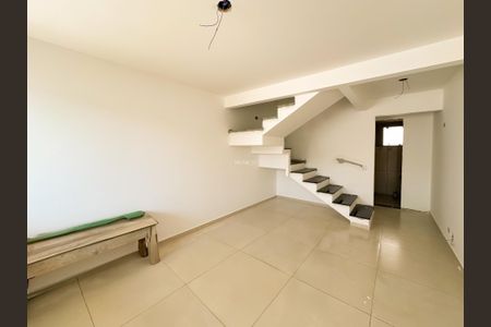 3_photo/94dcfbe513.b7c5cc94a0baa7d4-ATLAS-794e7772-dd5a-4e0c-8792-42e54501815c.jpg de casa à venda com 2 quartos, 74m² em Umbará, Curitiba