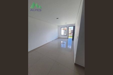 10_photo/94dcfbe5a7.31eccc063a4c8cdd-ATLAS-2d48d01c-5653-4977-b732-ef35737dca11.jpg de casa à venda com 3 quartos, 110m² em Umbará, Curitiba