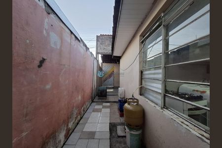 6_photo/94dcfbe965.8a734c1c2a3b006e-ATLAS-7d248d5a-d4ca-471d-83d9-743d7bda7b46.jpg de casa à venda com 3 quartos, 90m² em Sítio Cercado, Curitiba