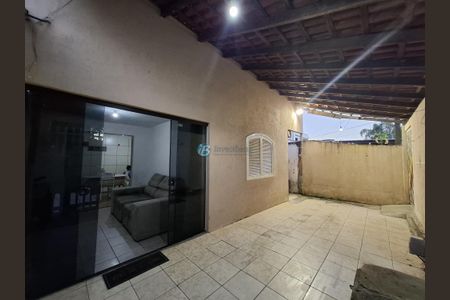 4_photo/94dcfbe965.8a734c1c2a3b006e-ATLAS-7e20d52e-6c9b-403e-9673-93e282050119.jpg de casa à venda com 3 quartos, 90m² em Sítio Cercado, Curitiba