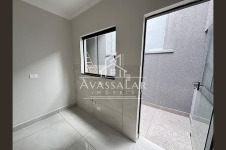 8_photo/94dcfbe969.de7f1e39899531ac-ATLAS-1246389f-cfb5-4968-af11-8976b4e365f9.jpg de casa à venda com 2 quartos, 45m² em Sítio Cercado, Curitiba