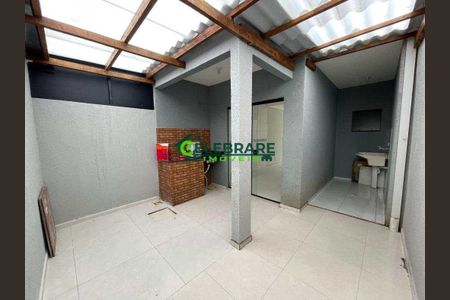6_photo/94dcfbe975.98319c766f537efd-ATLAS-873137ce-6d19-49b2-a586-b481bd03d892.jpg de casa à venda com 3 quartos, 92m² em Sítio Cercado, Curitiba
