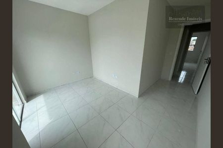 3_photo/94dcfbe975.cd9ac33090889d20-ATLAS-19673e66-d5f9-43e8-9a56-c6801f656d5d.jpg de casa à venda com 3 quartos, 92m² em Sítio Cercado, Curitiba