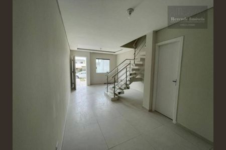 4_photo/94dcfbe975.cd9ac33090889d20-ATLAS-d4bdc55f-5afb-4e70-ab29-6ffe510c84f0.jpg de casa à venda com 3 quartos, 92m² em Sítio Cercado, Curitiba