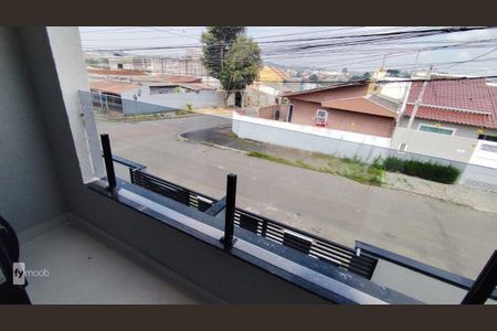 31_photo/94dcfbe977.c66147d06a0cb397-ATLAS-2e3511e4-6103-4110-97b9-02e39dd2f51d.jpg de casa à venda com 3 quartos, 88m² em Sítio Cercado, Curitiba