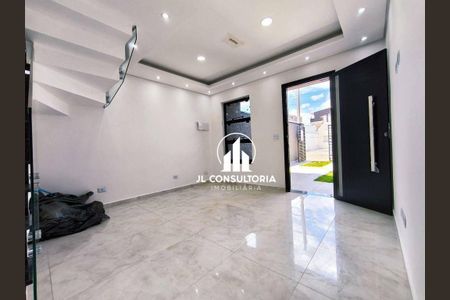 4_photo/94dcfbe993.0a32700d332bd690-ATLAS-174e2cf0-eae1-4676-b172-e543e5e61861.jpg de casa à venda com 4 quartos, 120m² em Sítio Cercado, Curitiba