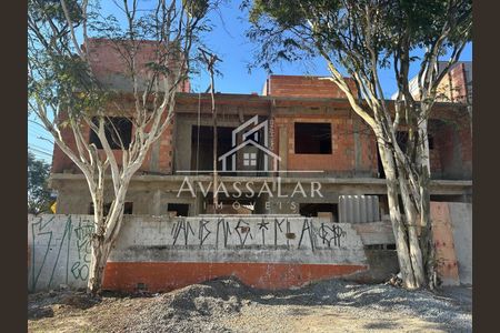 1_photo/94dcfbea7f.a671cd23213f9475-ATLAS-12d94d6c-851c-476e-a5b7-3d7b27f809ea.jpg de casa à venda com 3 quartos, 150m² em Sítio Cercado, Curitiba