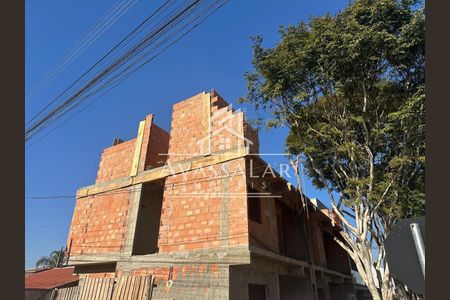 5_photo/94dcfbea7f.a671cd23213f9475-ATLAS-8986bb1b-12f9-453c-8d3e-73e9638f0678.jpg de casa à venda com 3 quartos, 150m² em Sítio Cercado, Curitiba