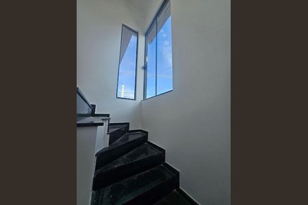 12_photo/94dcfbeb03.fac231b2f0e06bff-ATLAS-a33e1354-a775-4ced-b501-ebdb76bacaca.jpg de casa à venda com 3 quartos, 89m² em Sítio Cercado, Curitiba