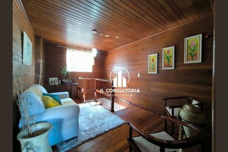 37_photo/94dcfbeb63.69530a6104d48ca1-ATLAS-82773e14-ddec-4e0a-b6cb-1681045d61a6.jpg de casa à venda com 4 quartos, 141m² em Sítio Cercado, Curitiba