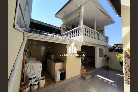 3_photo/94dcfbeb63.69530a6104d48ca1-ATLAS-a1859ca3-3651-4e35-a89f-c1d508cf2b32.jpg de casa à venda com 4 quartos, 141m² em Sítio Cercado, Curitiba