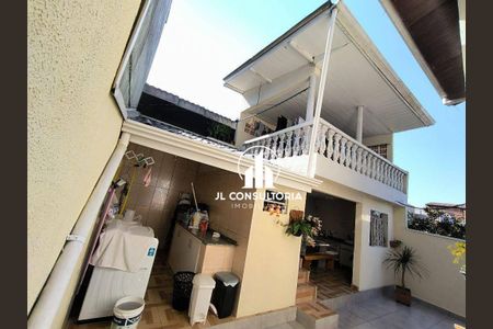 12_photo/94dcfbeb63.69530a6104d48ca1-ATLAS-ffbf341c-eaa0-4e7c-b2fb-7eb2d775ff06.jpg de casa à venda com 4 quartos, 141m² em Sítio Cercado, Curitiba