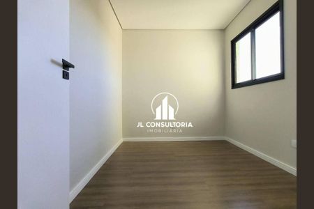 1_photo/94dcfbec09.508395daa8853870-ATLAS-dfcfd8d0-64cd-4b5d-a765-337b6715aa7c.jpg de casa à venda com 3 quartos, 84m² em Sítio Cercado, Curitiba