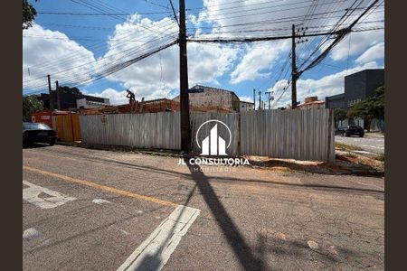 10_photo/94dcfbec7b.1b384e982e198065-ATLAS-1dce80de-c6e1-4d31-8e75-cb408f567f9e.jpg de casa à venda com 2 quartos, 50m² em Sítio Cercado, Curitiba