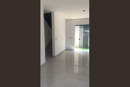 7_photo/94dcfbec8d.2f15d505e37c7ac5-ATLAS-ca76fd90-3dd1-4d25-929a-97ecf38575c4.jpg de casa à venda com 3 quartos, 92m² em Sítio Cercado, Curitiba