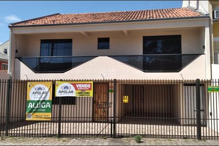 2_photo/94dcfbed4d.86f105e730b74fa5-ATLAS-5105bfe4-22c4-4c78-8f99-78c32dfb35dc.jpg de casa à venda com 4 quartos, 180m² em Sítio Cercado, Curitiba