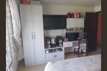 17_photo/94dcfbed63.28f6ec5d72603be5-ATLAS-bfda17cc-7c5a-4714-b5c7-2d9b165837c8.jpg de casa à venda com 3 quartos, 187m² em Sítio Cercado, Curitiba