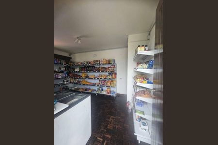 4_photo/94dcfbef9b.448eba7b867ce756-ATLAS-0b88583b-3d48-408d-8816-be2b4cae09b4.jpg de casa à venda com 3 quartos, 157m² em Umbará, Curitiba