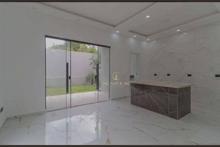 5_photo/94dcfbef9b.448eba7b867ce756-ATLAS-2ca7b2ea-ccf3-4584-8ef7-698b3feeeaea.jpg de casa à venda com 3 quartos, 157m² em Umbará, Curitiba