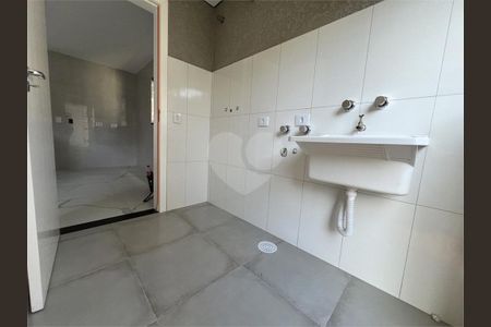 8_photo/94dcfbef9b.82fea235bc35be0e-ATLAS-90589f34-12b4-4d00-95cd-cae37540ea55.jpg de casa à venda com 3 quartos, 143m² em Umbará, Curitiba