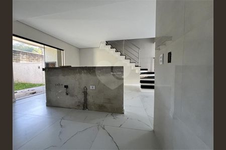 9_photo/94dcfbef9b.82fea235bc35be0e-ATLAS-e55f340a-220a-420e-b3b2-73639212508f.jpg de casa à venda com 3 quartos, 143m² em Umbará, Curitiba