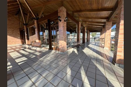 36_photo/94dcfbef9b.82fea235bc35be0e-ATLAS-f7d542da-a5e3-483e-b48c-1e448ca79fe2.jpg de casa à venda com 3 quartos, 143m² em Umbará, Curitiba