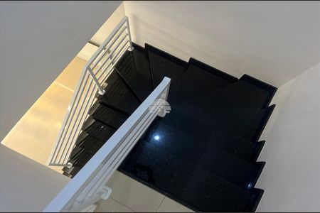 2_photo/94dcfbf0d1.5564e16b2c01dcfa-ATLAS-01c57fd0-f6ca-40e3-932f-55bf0ca69d4d.jpg de casa à venda com 2 quartos, 81m² em Umbará, Curitiba