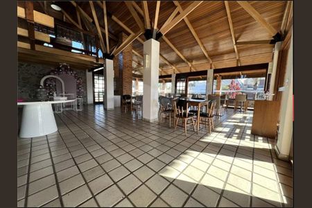 23_photo/94dcfbf1df.2f15d505e37c7ac5-ATLAS-b8e1fbbc-b4d8-4e53-b458-518adb2ebd46.jpg de casa à venda com 3 quartos, 141m² em Umbará, Curitiba