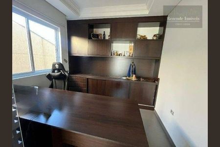 5_photo/94dcfbf2e9.649914ff72dde6a7-ATLAS-210a65c9-c1bc-4a7a-966d-4151879f3dc3.jpg de casa à venda com 3 quartos, 251m² em Sítio Cercado, Curitiba