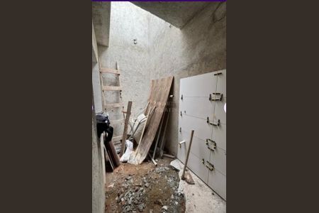 13_photo/94dcfbf3d9.4b989030d3bab3c8-ATLAS-c9667771-6d54-4cf5-92f8-8d5978159c5a.jpg de casa à venda com 2 quartos, 42m² em Umbará, Curitiba
