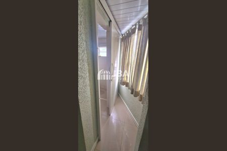 34_photo/94dcfbf3e7.49d655132eb04021-ATLAS-5cb82b00-804a-4952-a6a4-763e78a2be7e.jpg de casa à venda com 3 quartos, 120m² em Umbará, Curitiba