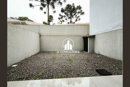 3_photo/94dcfbf85f.4540318967139590-ATLAS-0c9e4cf7-330e-41d5-8e0c-a0a379706e7e.jpg de casa à venda com 3 quartos, 115m² em Umbará, Curitiba