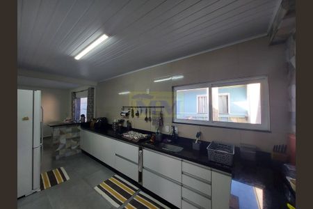 8_photo/94dcfbf88d.f7e81ba1849dc159-ATLAS-24c1513d-a68e-48d3-8cf6-71428e121ea0.jpg de casa à venda com 3 quartos, 172m² em Umbará, Curitiba