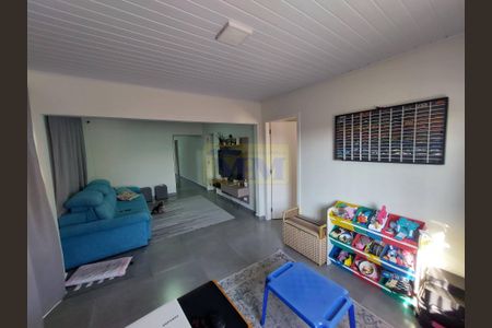 9_photo/94dcfbf88d.f7e81ba1849dc159-ATLAS-aadd9170-b4f8-47cc-bf75-17abe9af35de.jpg de casa à venda com 3 quartos, 172m² em Umbará, Curitiba