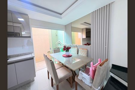 6_photo/94dcfbf9b5.81c488c884db3593-ATLAS-4613b1b6-32c4-47d2-a022-bb00b7a184c4.jpg de casa à venda com 3 quartos, 80m² em Umbará, Curitiba