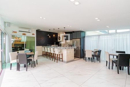 1_photo/94dcfc04b3.b9f67a1b273cc37b-ATLAS-1200f40d-dbb9-4137-b6cf-2be26a4aa8e0.jpg de casa para alugar com 5 quartos, 471m² em Umbará, Curitiba