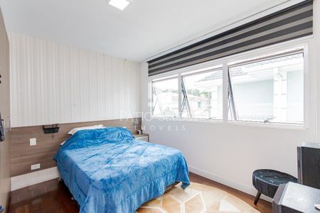 85_photo/94dcfc04b3.b9f67a1b273cc37b-ATLAS-86798e9f-f404-4d61-8c3f-c4a9f09ead3f.jpg de casa para alugar com 5 quartos, 471m² em Umbará, Curitiba